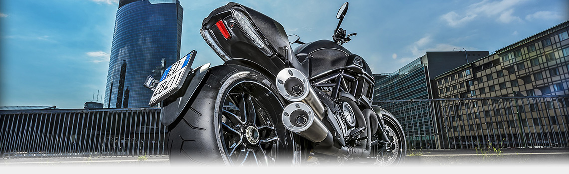 2017 BMW Motorcycle Illinois Driving a motorcycle in the city